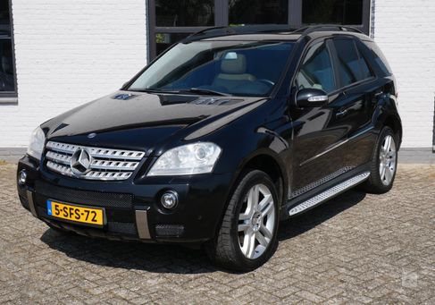Mercedes-Benz ML 500, 2006
