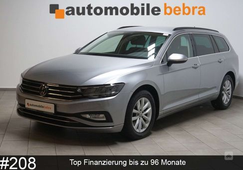 Volkswagen Passat, 2022