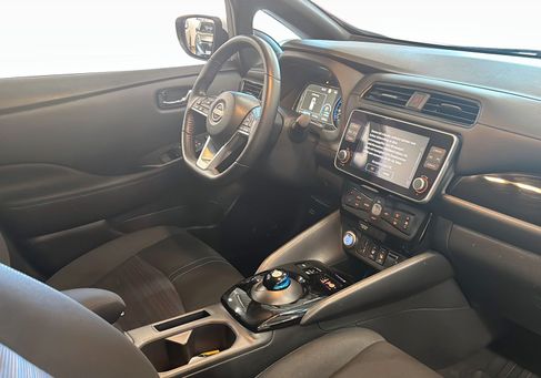 Nissan Leaf, 2023 3
