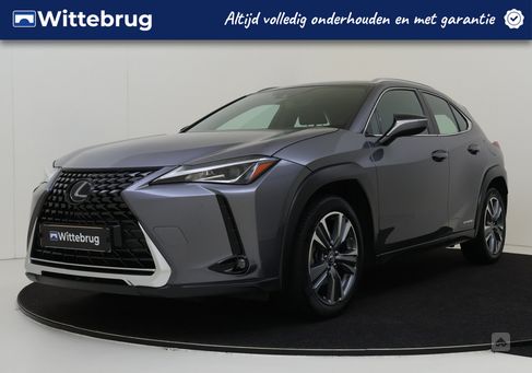 Lexus UX, 2019