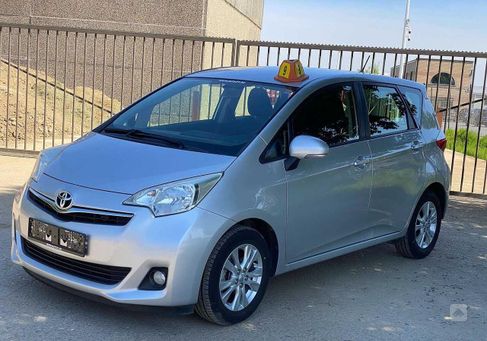Toyota Verso-S, 2012