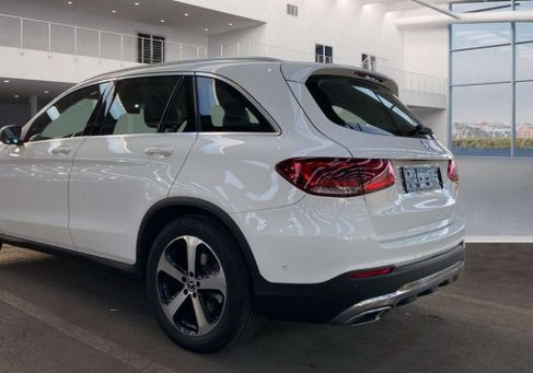 Mercedes-Benz GLC 200, 2020