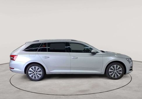 Skoda Superb, 2023