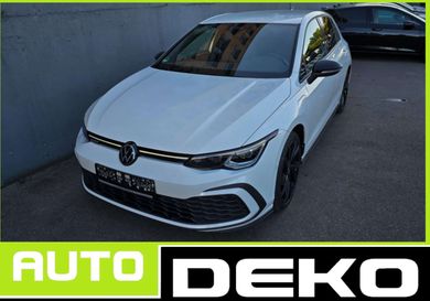Volkswagen Golf, 2022
