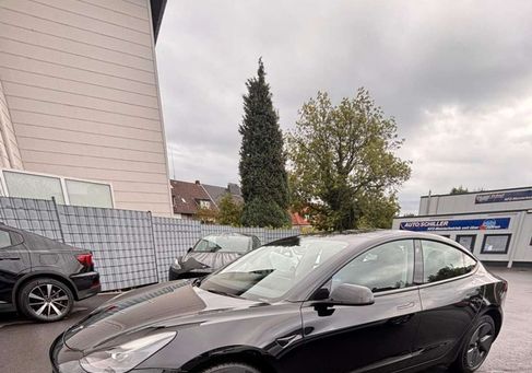 Tesla Model 3, 2022 2