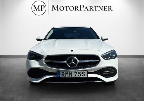 Mercedes-Benz C 200, 2022
