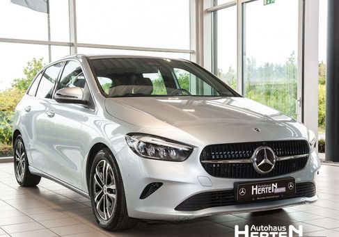 Mercedes-Benz B 200, 2024