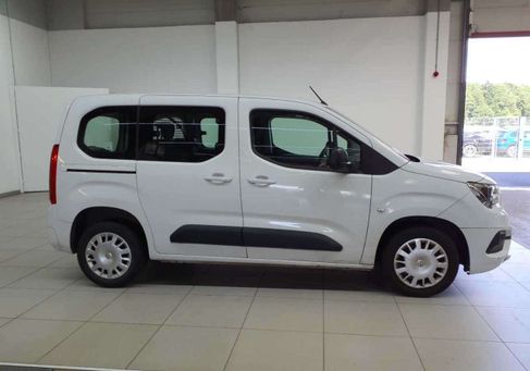 Opel Combo, 2022 3