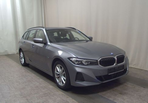 BMW 330, 2023 3