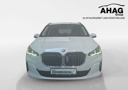 BMW 225, 2023