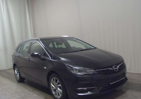 Opel Astra, 2021