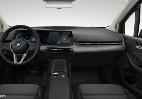 BMW 225, 2022 3