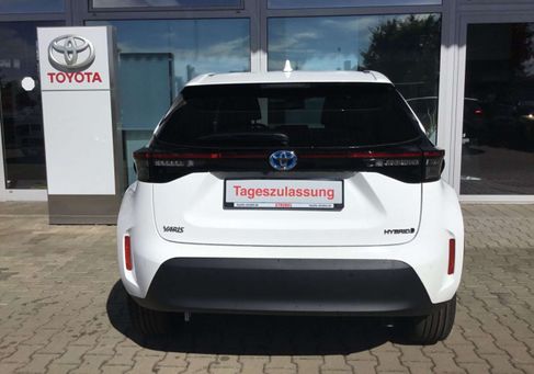Toyota Yaris Cross, 2025