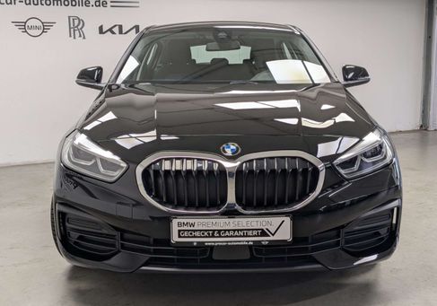 BMW 118, 2023