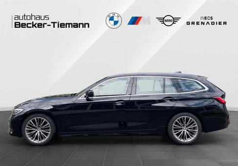 BMW 320, 2022