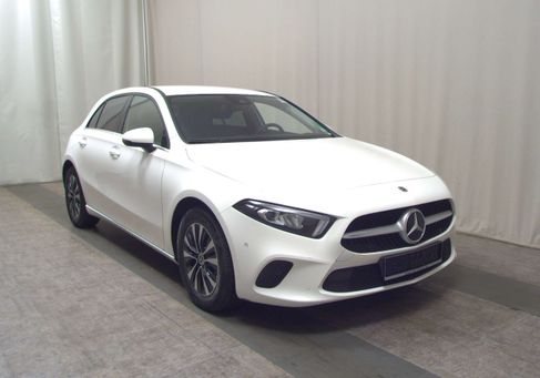 Mercedes-Benz A 180, 2022