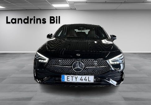 Mercedes-Benz CLA 200, 2025