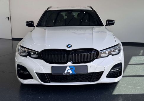 BMW 320, 2020 3