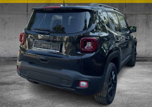 Jeep Renegade, 2022 3
