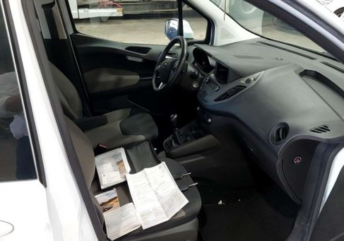 Ford Tourneo Courier, 2020