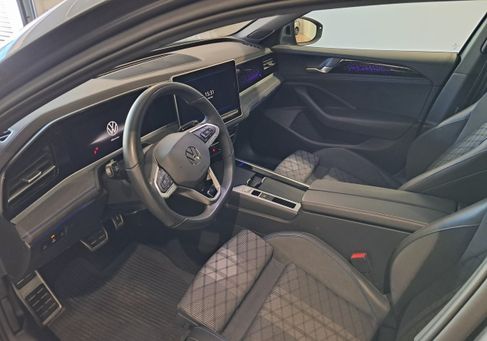 Volkswagen Passat Variant, 2025 2