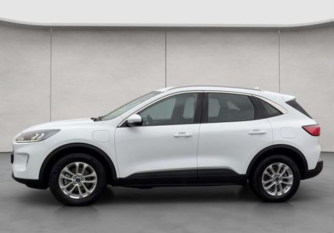 Ford Kuga, 2022
