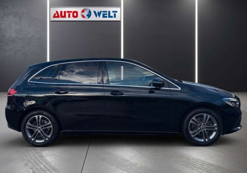 Mercedes-Benz B 200, 2020