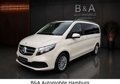 Mercedes-Benz 220, 2021