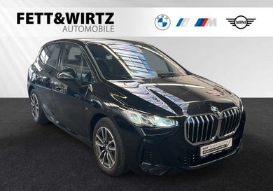 BMW 220, 2024