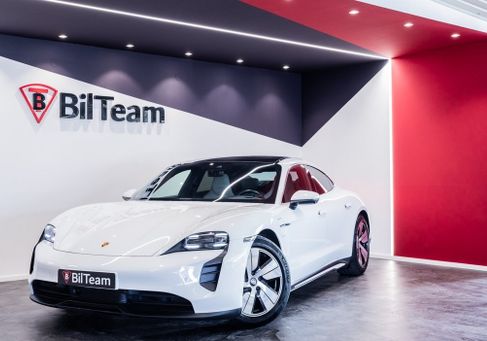 Porsche Taycan, 2022