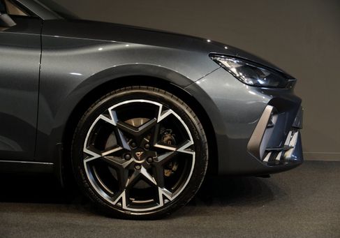 Cupra Leon, 2025