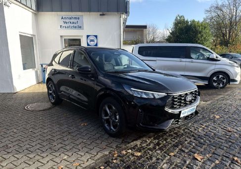 Ford Kuga, 2025