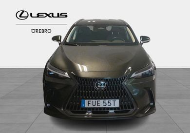 Lexus NX, 2022