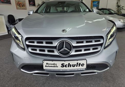 Mercedes-Benz GLA 180, 2019