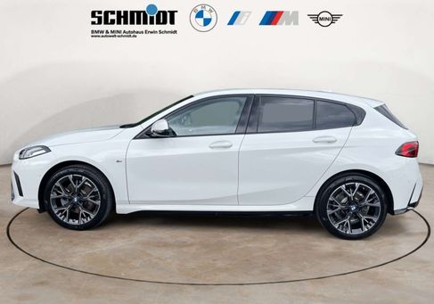 BMW 120, 2025