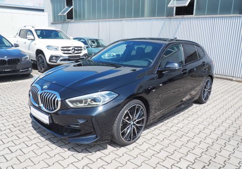 BMW 120, 2021