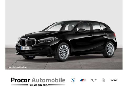 BMW 118, 2021