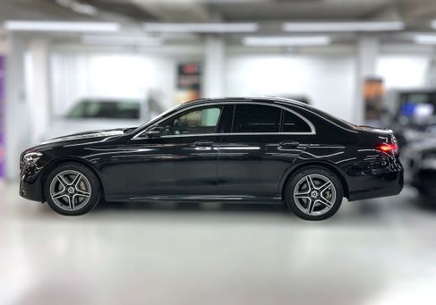 Mercedes-Benz E 300, 2021 3
