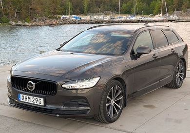 Volvo V90, 2022