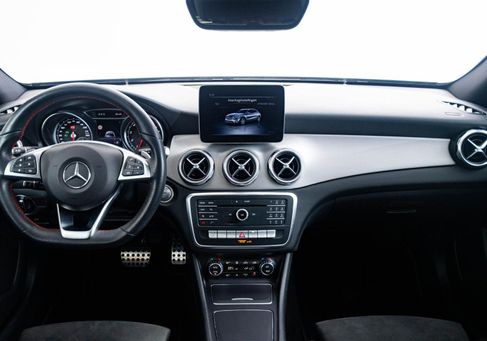 Mercedes-Benz GLA 180, 2019