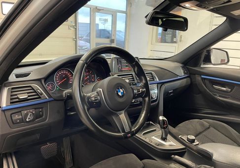 BMW 320, 2016