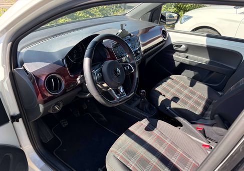 Volkswagen up!, 2021 3