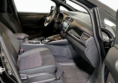 Nissan Leaf, 2023 3