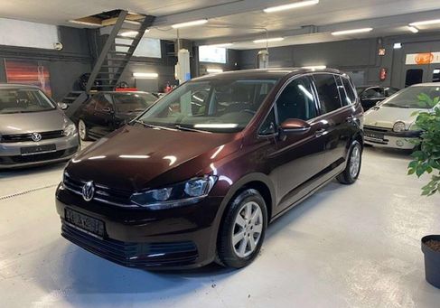Volkswagen Touran, 2019 3