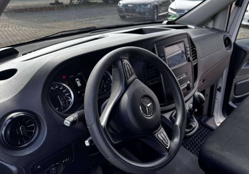 Mercedes-Benz Vito, 2023
