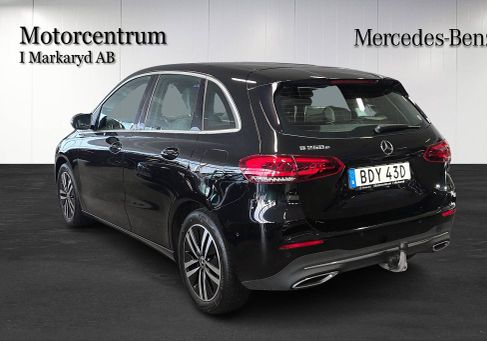 Mercedes-Benz B 250, 2022