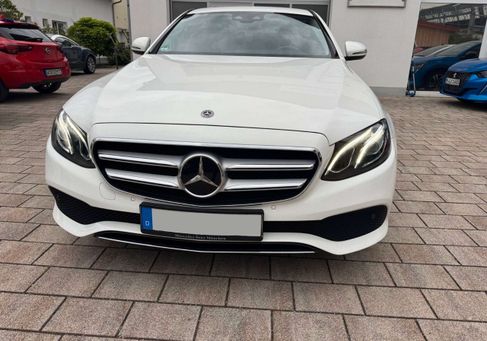 Mercedes-Benz E 200, 2017