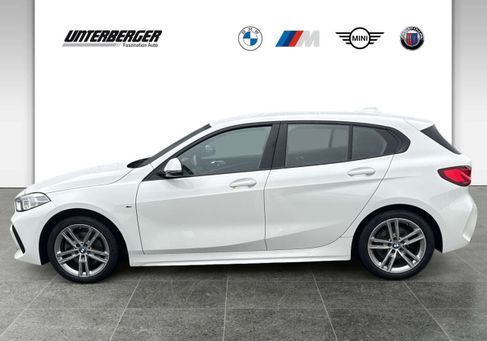 BMW 118, 2022 3