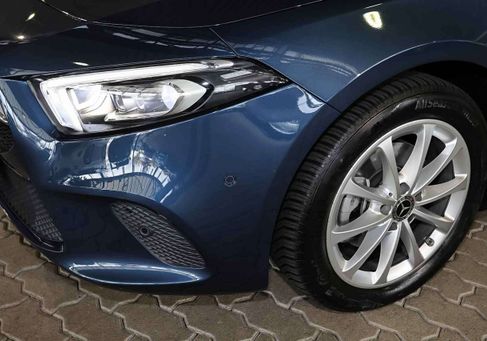 Mercedes-Benz A 200, 2021