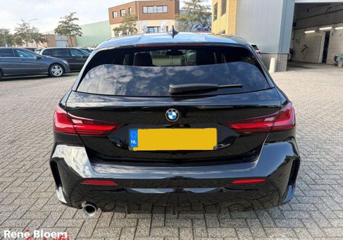 BMW 118, 2024 3
